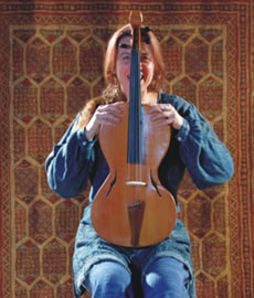 Tonalis student with knee viola